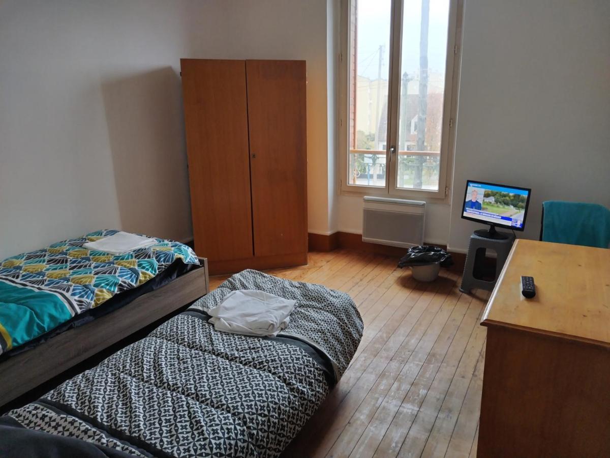 Loue Studio Propre !, Endroit Tres Calme, A 5 Minutes Gare Mantes La Jolie, Ngoại thất bức ảnh