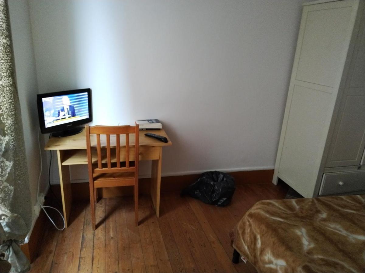 Loue Studio Propre !, Endroit Tres Calme, A 5 Minutes Gare Mantes La Jolie, Ngoại thất bức ảnh